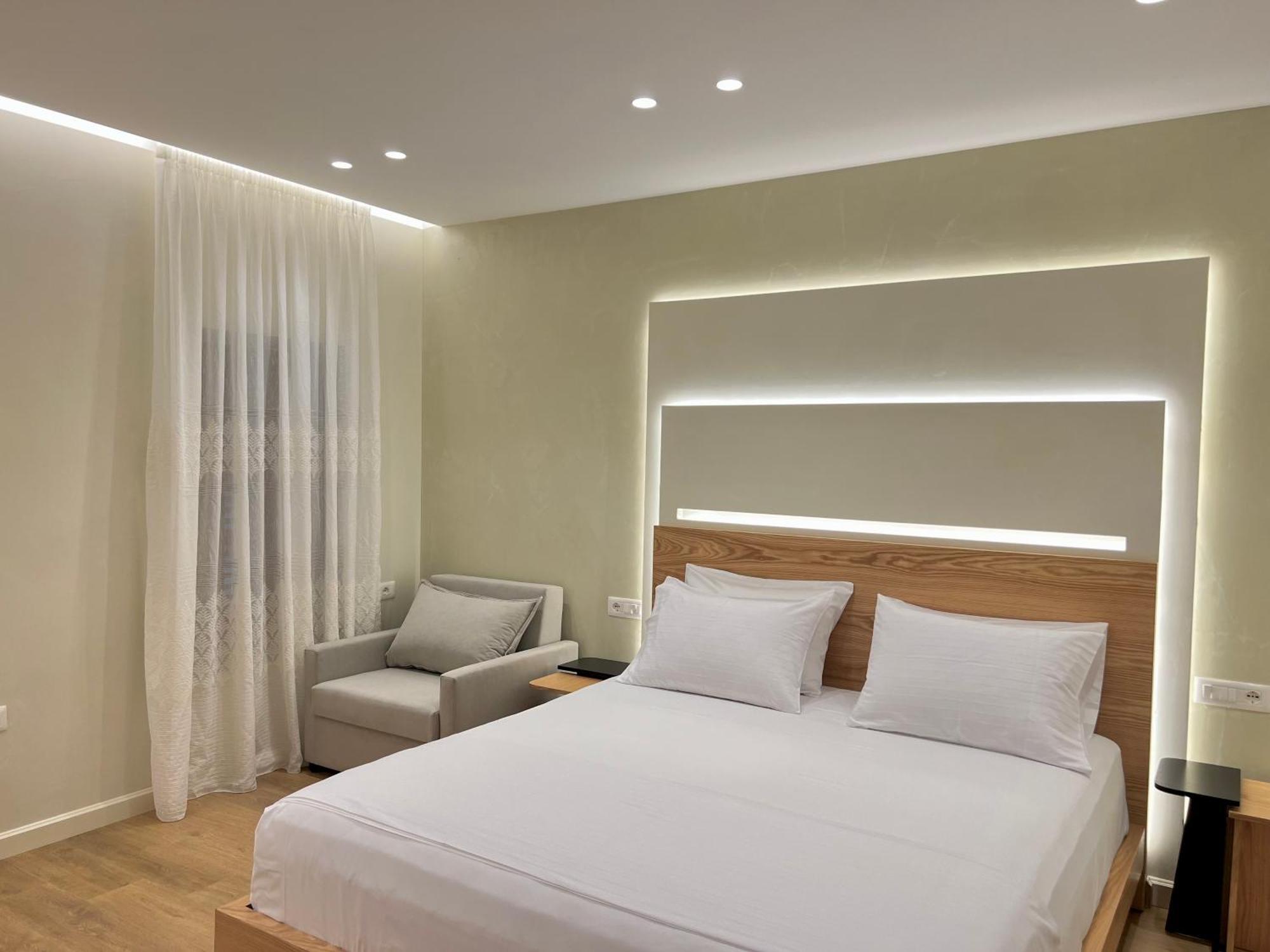 Elpis Guest House Himarë Eksteriør billede