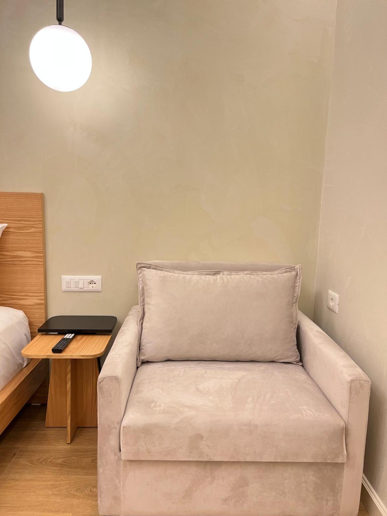 Elpis Guest House Himarë Eksteriør billede