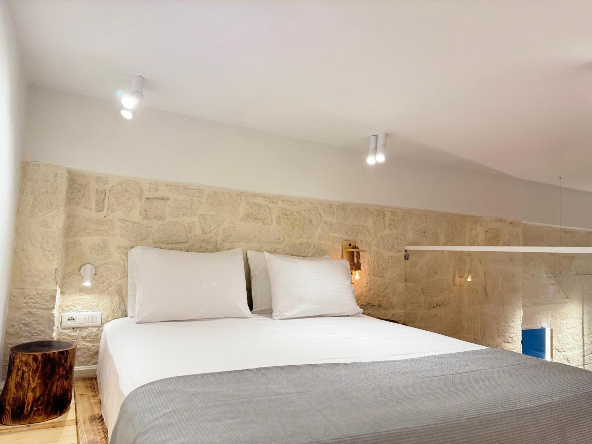 Elpis Guest House Himarë Eksteriør billede