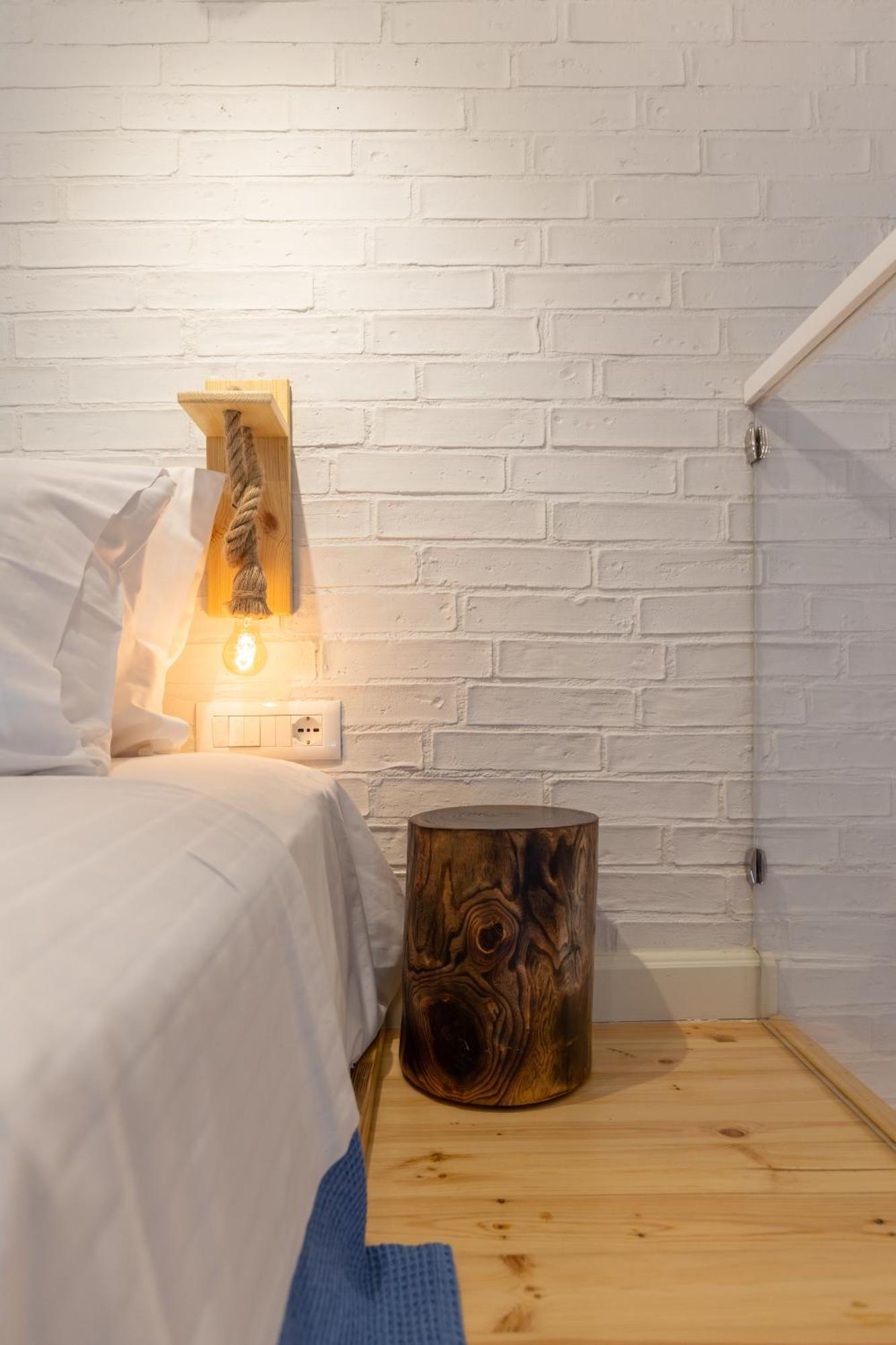 Elpis Guest House Himarë Eksteriør billede